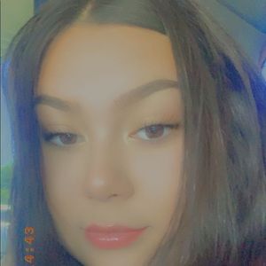 Meet your Posher, Kaitlin